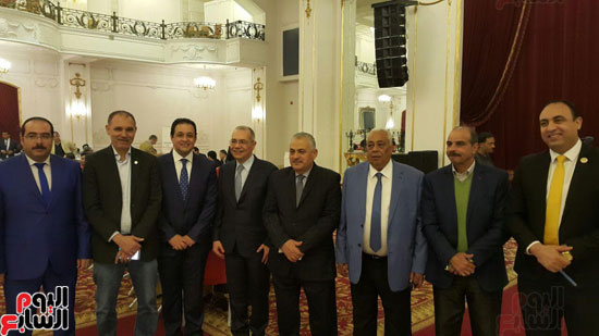 أعضاء ونواب المصريين الأحرار للمشاركة بانتخابات الحزب (2)