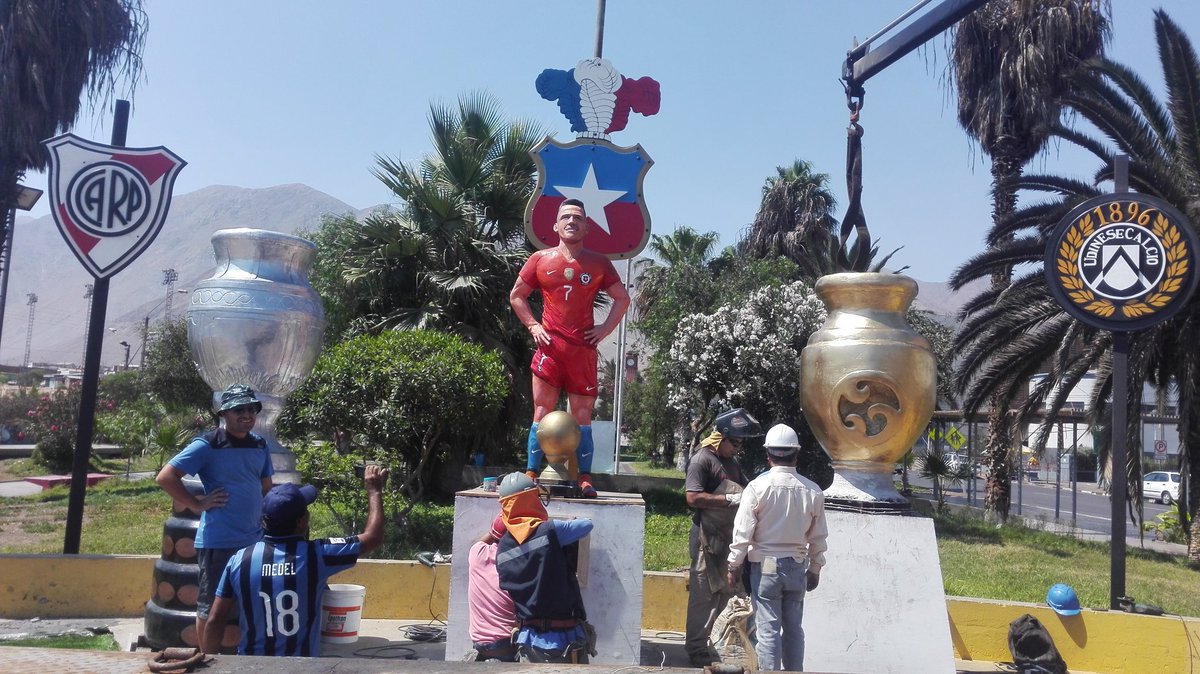 أليكسيس سانشيز  (2)