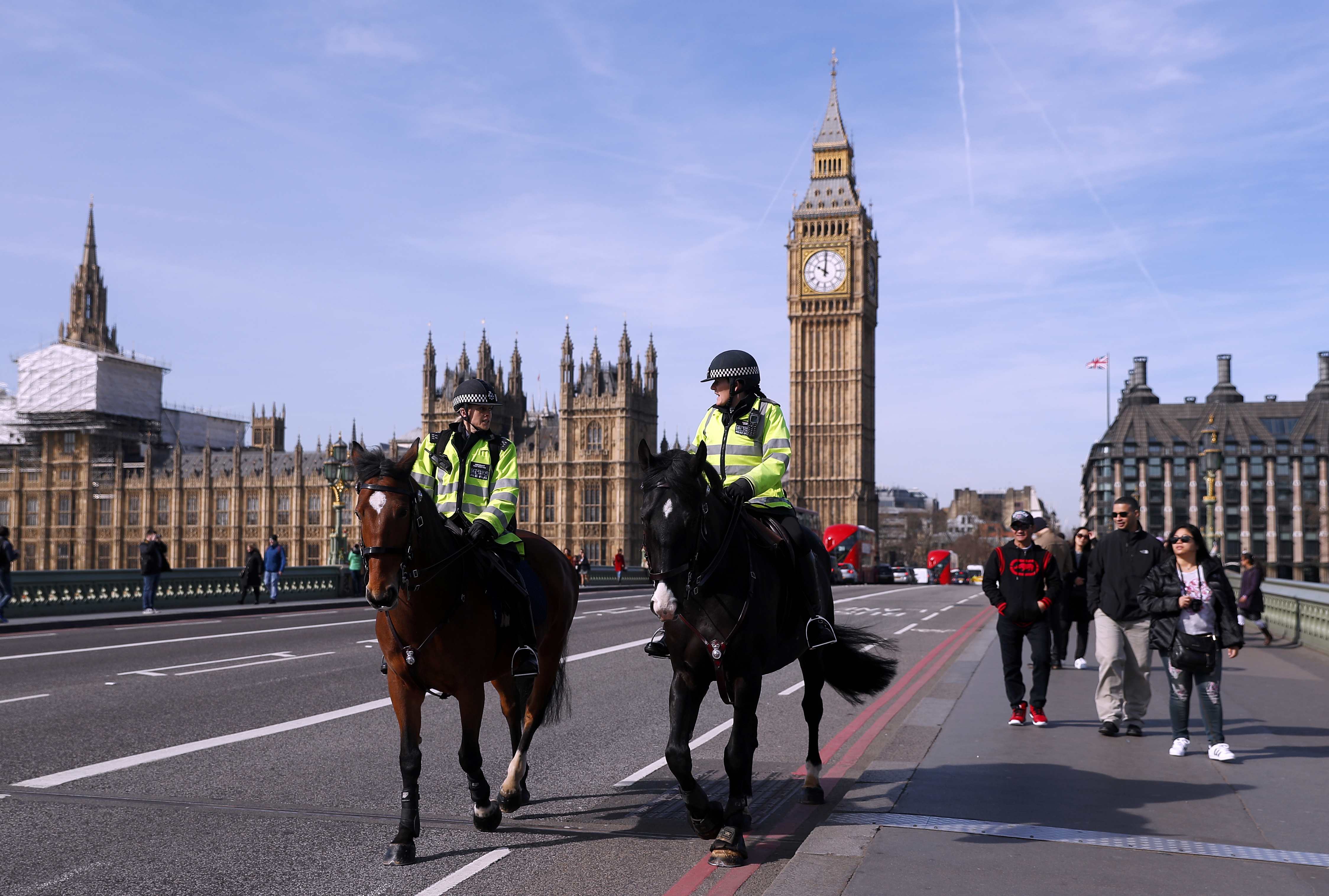 الشرطة البريطانية بالقرب من البرلمان