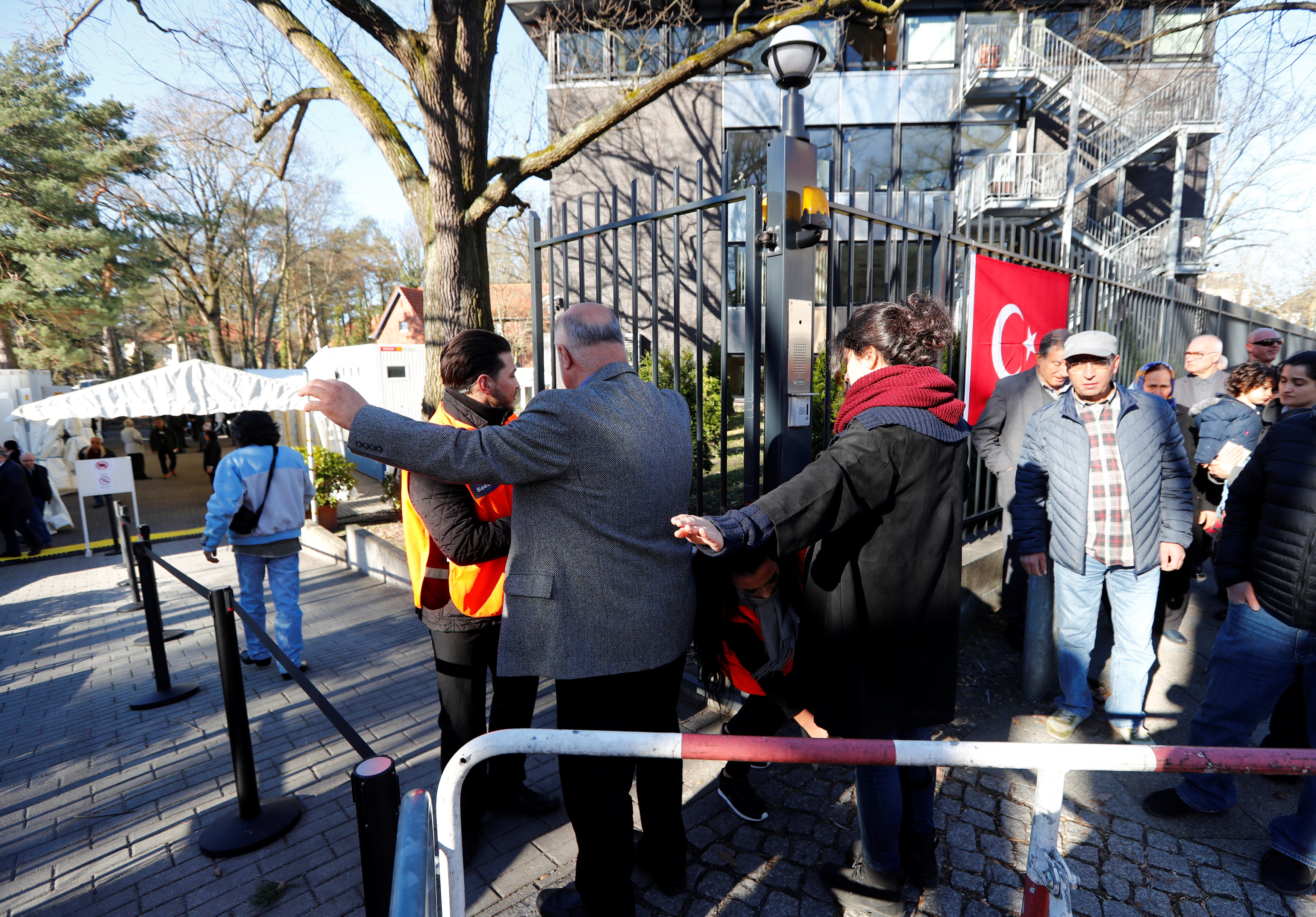 استفتاء الأتراك في الخارج (4)