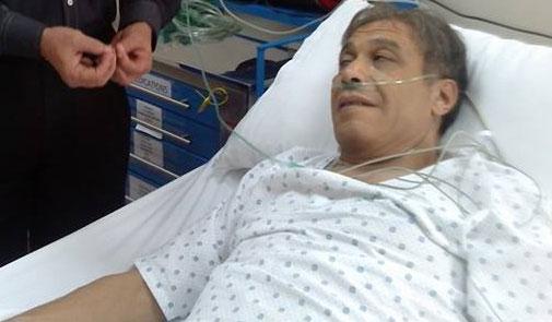 خالد صالح أثناء تلقيه العلاج