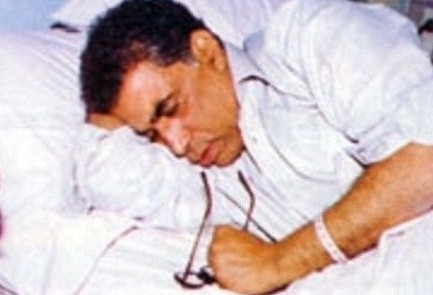 احمد زكى أثناء علاجه