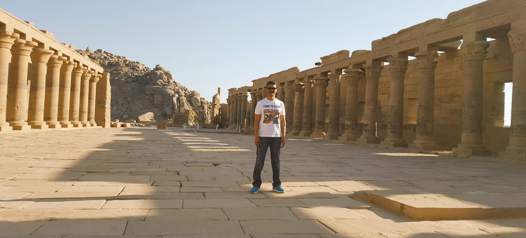 خالد النبوى يدعو السياح لزيارة مصر من أسوان (4)