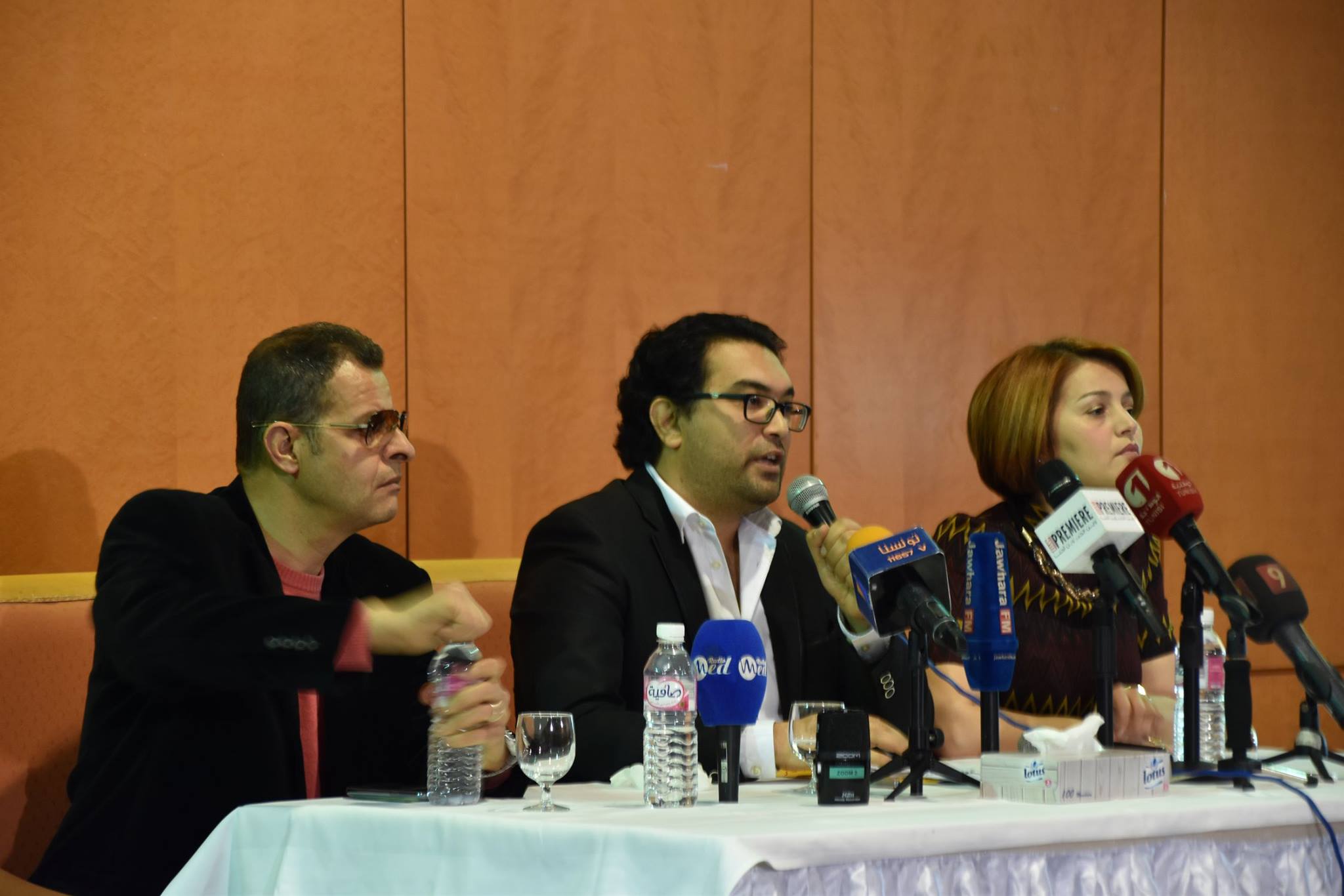 حمدي مخلوف وجانب من المؤتمر الصحفي