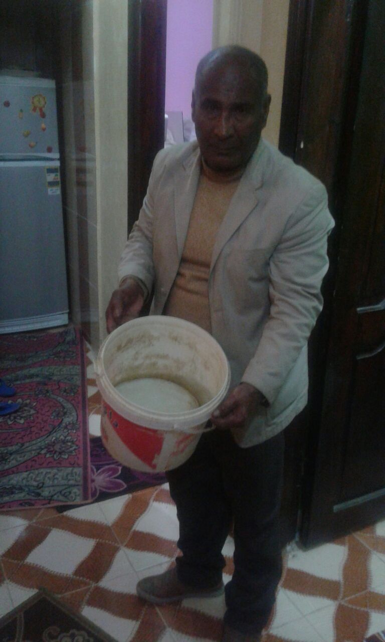 الادوات التى تم تعذيب الطفل بها (2)