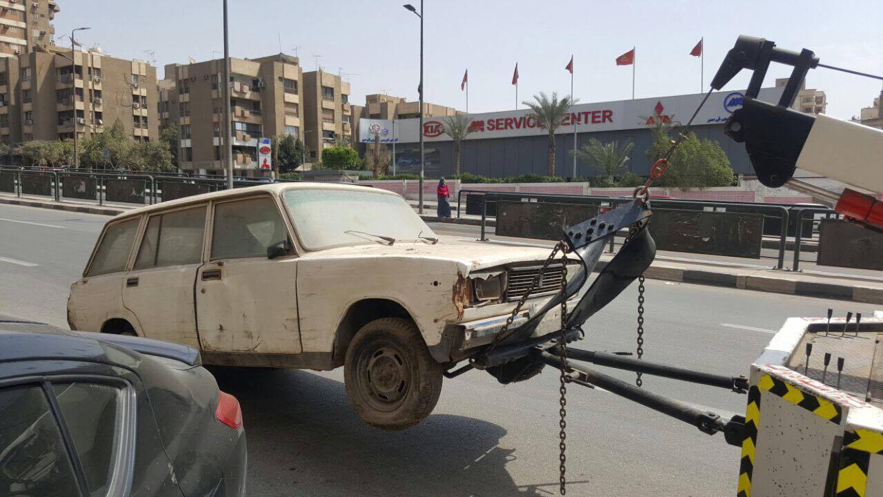 رفع سيارات متهالكه من شوارع القاهره (7)