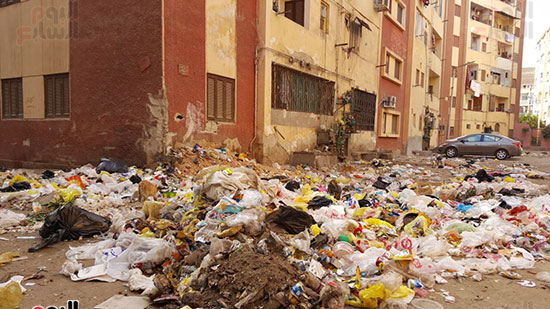 القمامة تملأ الشوارع