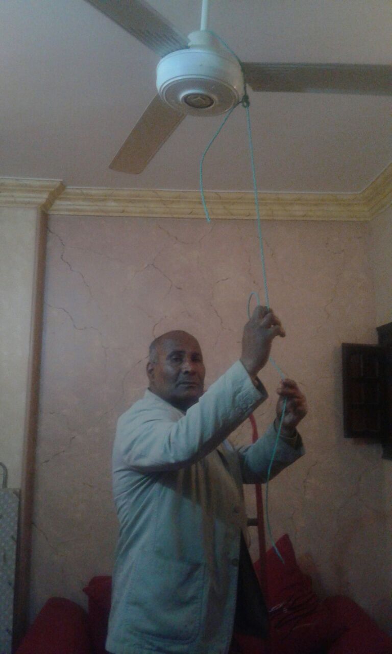 الادوات التى تم تعذيب الطفل بها (3)