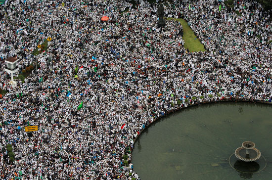 المتظاهرون-فى-جاكرتا