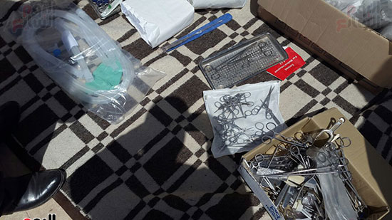 ادوات جراحية تعانى من الصدأ