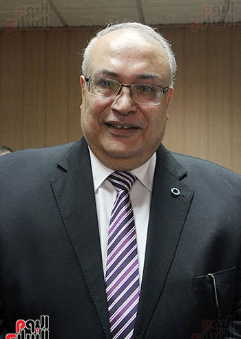 هشام الحفناوى - عميد معهد السكر (2)