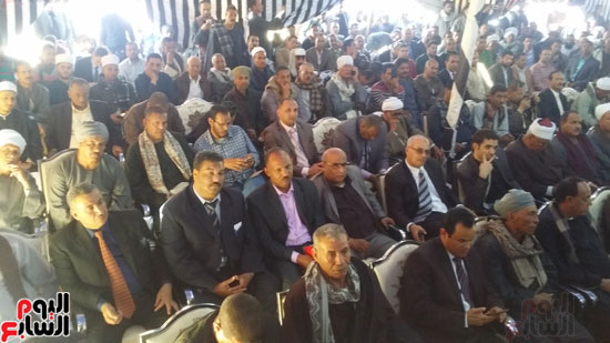 جانب من الحاضرين لجلسة الصلح اليوم