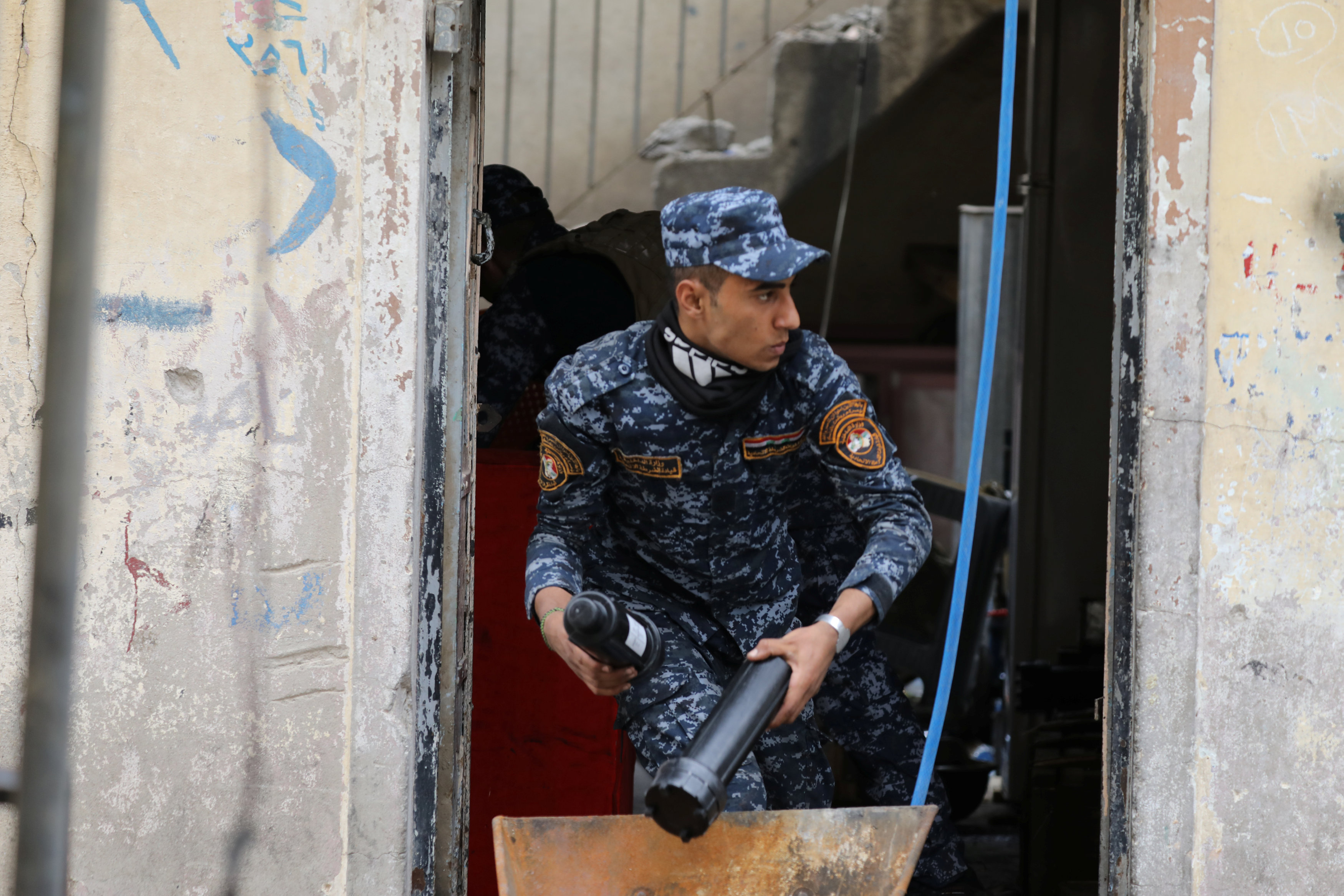 جندى عراقى ضمن المقاتلين ضد داعش
