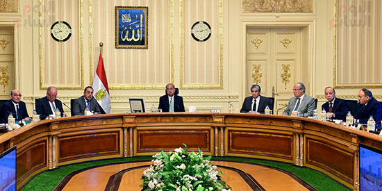 اجتماعاً للمجلس الأعلى للتخطيط والتنمية العمرانية (1)