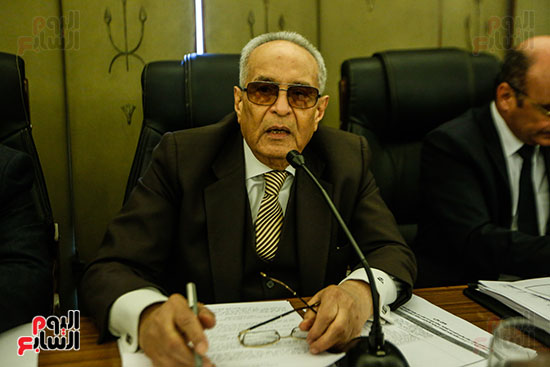 النائب بهاء الدين ابو شقة رئيس اللجنة التشريعية 