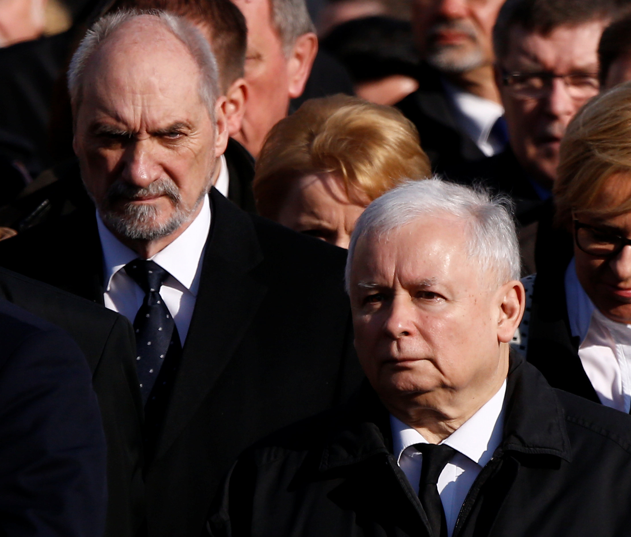شقيق رئيس بولندا الراحل يشارك فى احياء ذكرى رحيله