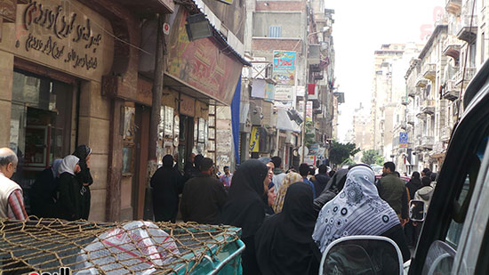 قوات-امن-الاسكندرية-والاهالى-يشاركون-فى-جنازات-شهداء-الشرطة-(7)