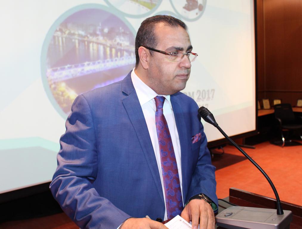 الدكتور محمد القناوي رئيس جامعة المنصورة 