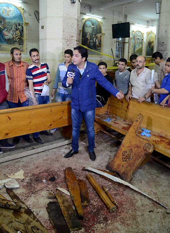 أحمد رجب يقدم حلقة خاصة عن حادث كنيسة مارى جرجس بطنطا (5)