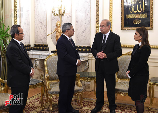 رئيس الوزراء يلتقى السفير الإندونيسى بالقاهرة لبحث سبل التعاون المشترك  (2)