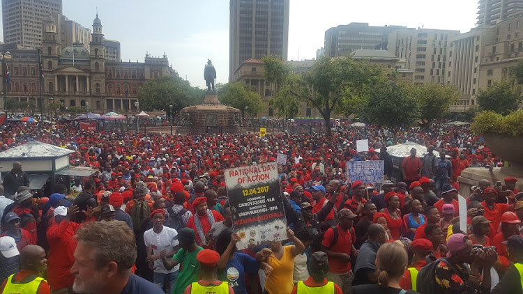 مظاهرات جنوب افريقيا