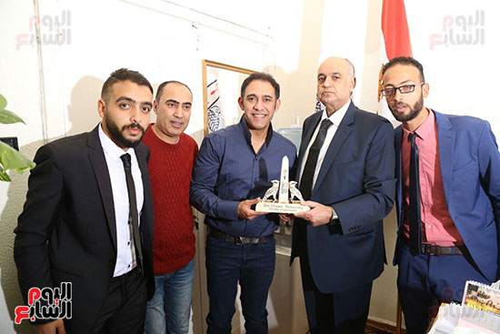 عمرو مصطفى فى ندوة فنية بجامعة عين شمس (3)