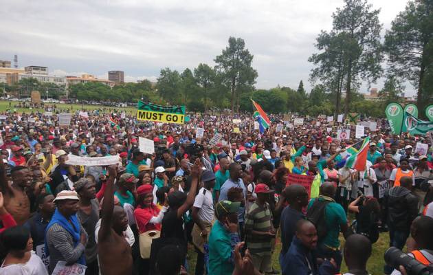 المعارضة تنقلب على رئيس جنوب افريقيا