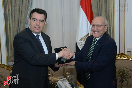 لقاء وزير الانتاج الحربى ووزير دفاع قبرص
