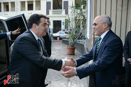وزير الانتاج الحربى يستقبل وزير دفاع قبرص