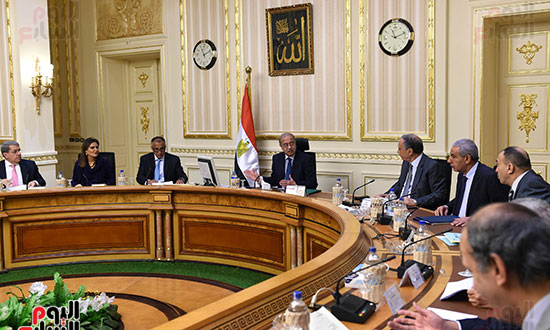 رئيس الوزراء يعقد اجتماعا للمجلس التنسيقى للسياسات النقدية (1)