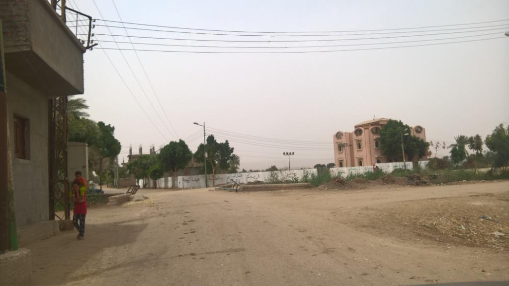 شوارع قرية الشويخات المتهم 7 من ابنائها فى تفجيرات  كنيستى طنطا والأسكندرية