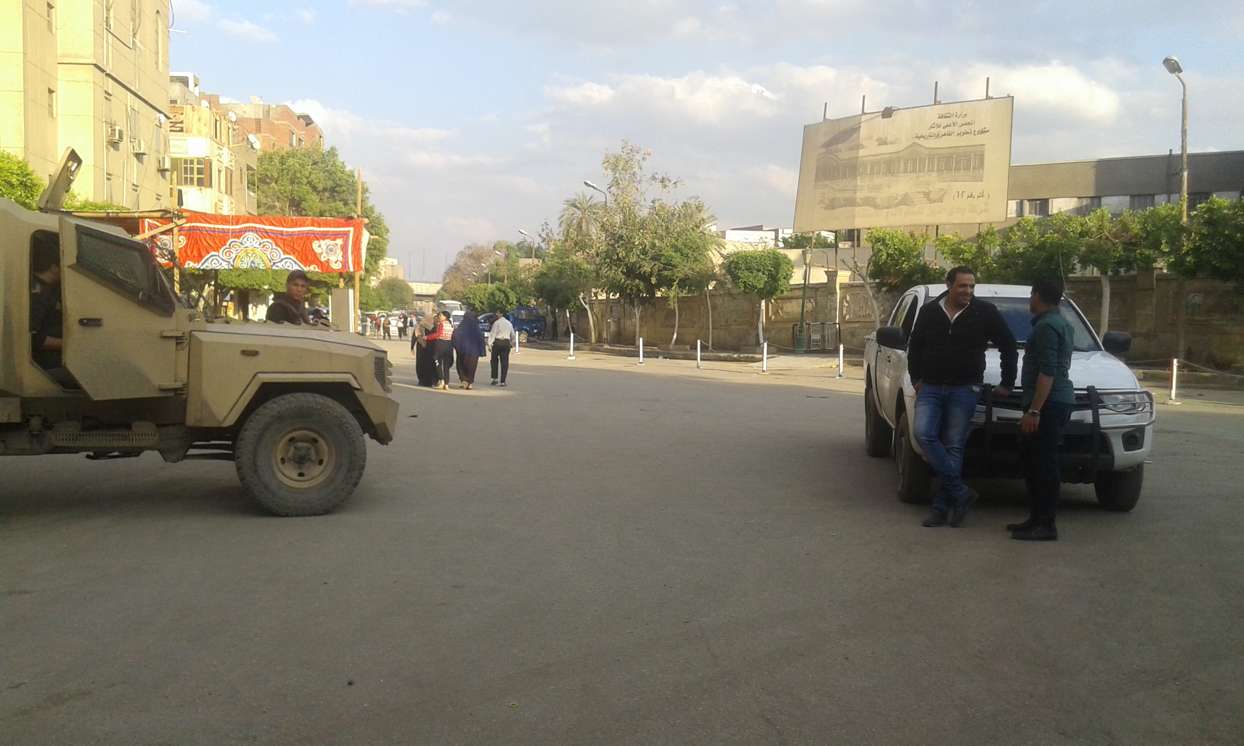 8-شارع مطرانية شبرا الخيمة اثناء تامين قوات الامن