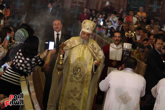 البابا تواضروس (1قداس عيد القيامة بالكاتدرائية المرقسية  (4)