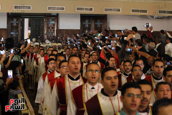 قداس عيد القيامة بالكاتدرائية المرقسية (2)