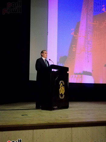  كلمة الدكتور خالد غريب أستاذ بكلية الآثار جامعة القاهرة خلال الندوة