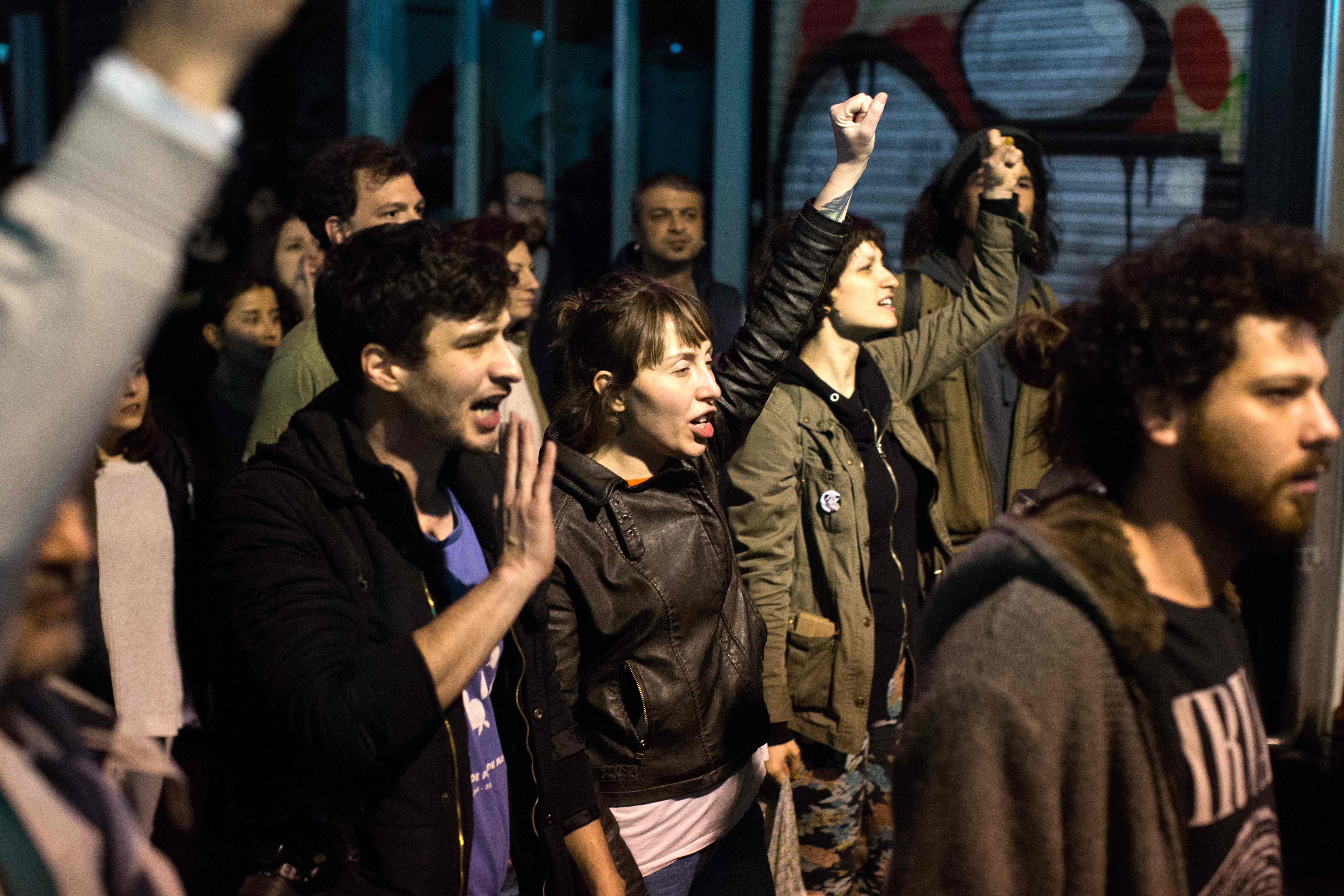 احتجاجات فى تركيا ضد نتائج الاستفتاء