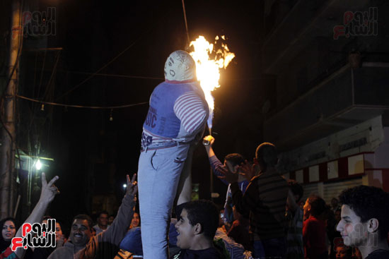 دمية اللمبى مصنوعة بطريقة بدائية