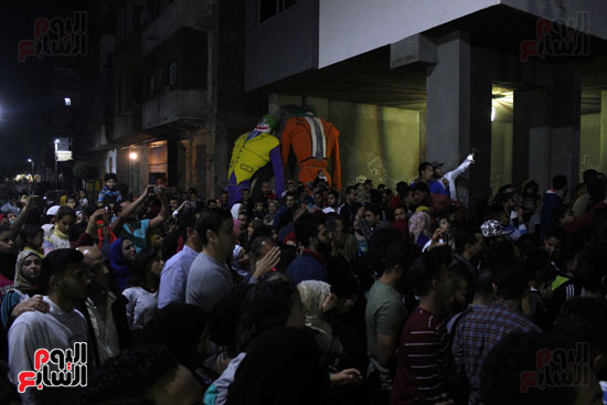 الآلاف من أهالى الإسماعيلية يتجمعون فى الحفلات ليلة شم النسيم
