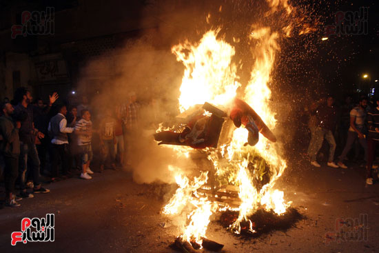 الدمى فى الإسماعيلية تصنع من القماش المحشو بالقش