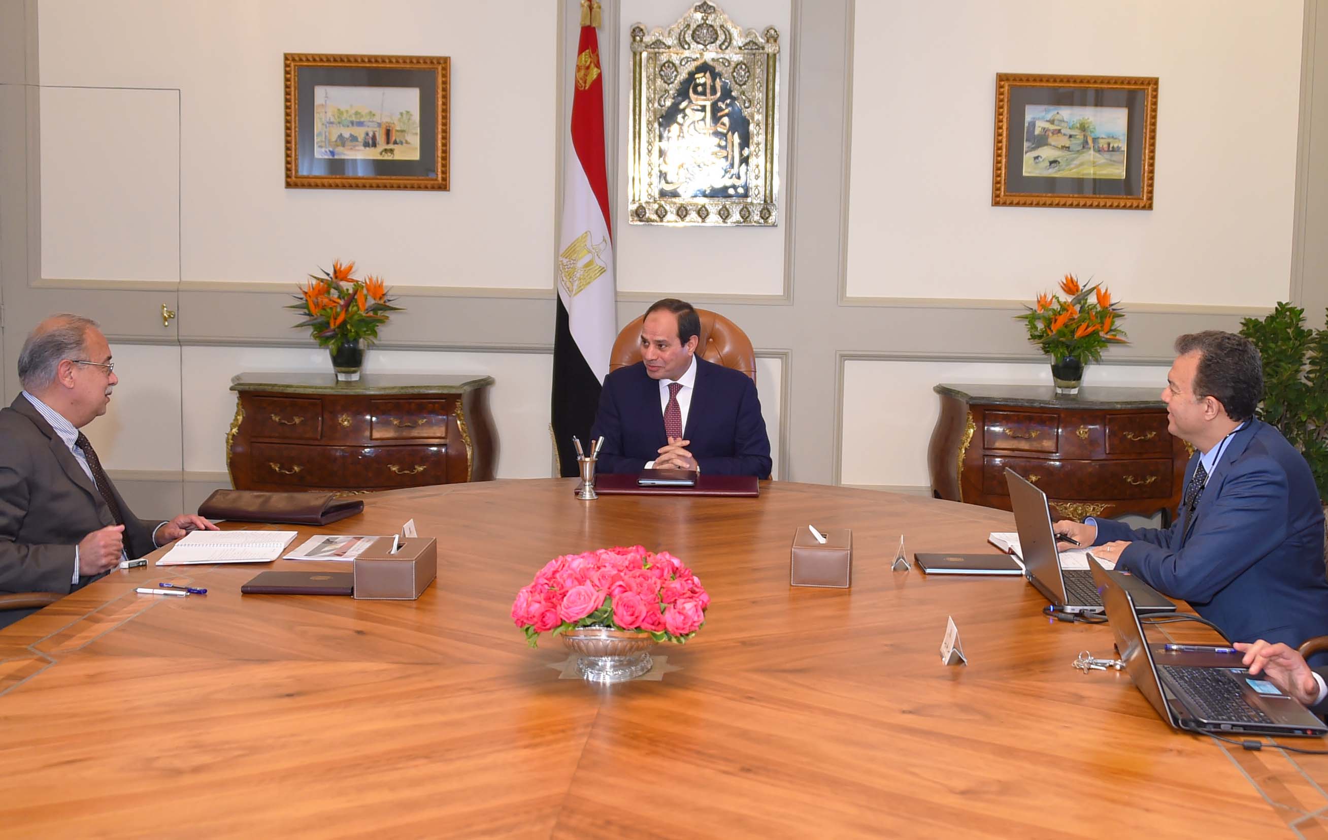 السيسى وهشام عرفات و شريف اسماعيل (3)