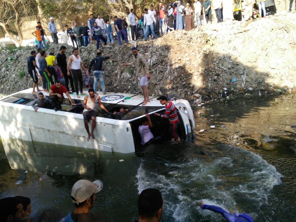 سقوط اتوبيس باترعة المريوطية