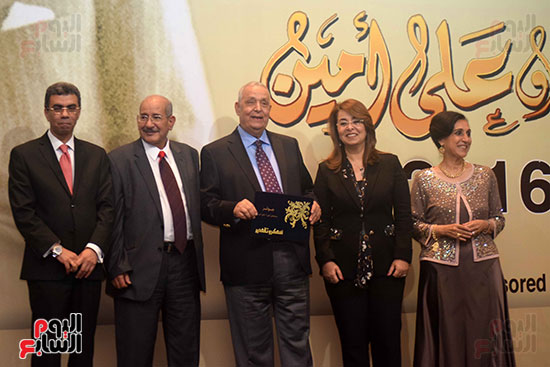 تكرم الفائزين بجوائز مصطفى وعلى أمين الصحفية  (45)