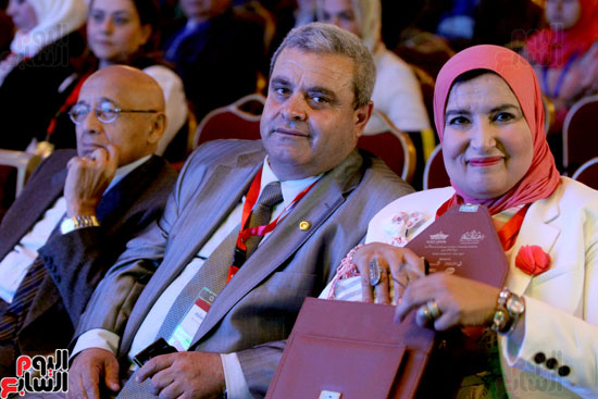 المؤتمر الدولى الرابع لقسم القلب بمستشفيات هيئة القناة فى القاهرة (1)