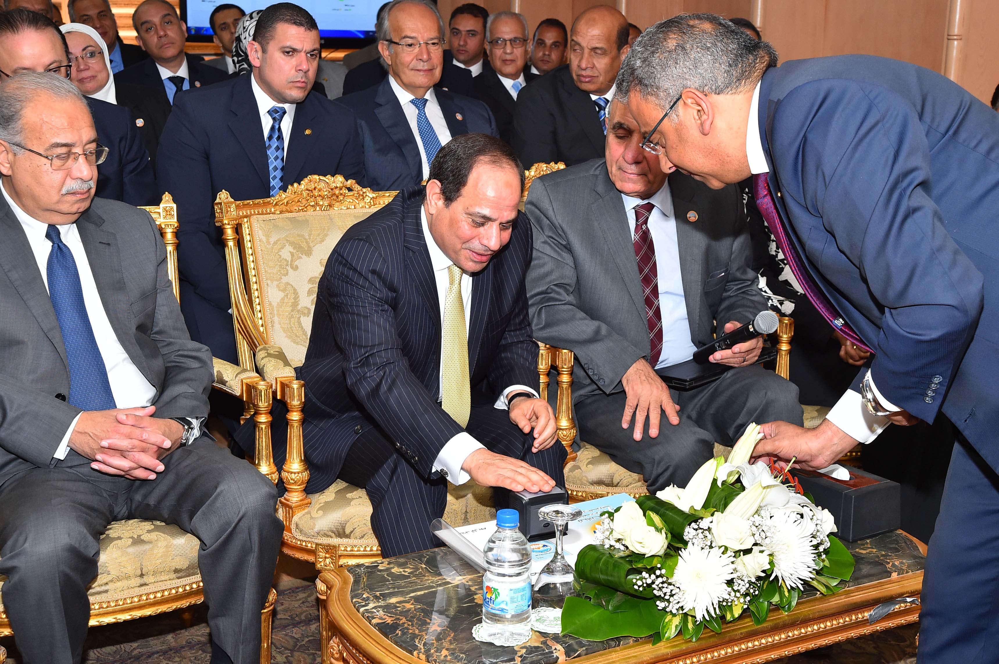 السيد الرئيس فى الجهاز المركزى للتعبئة والإحصاء (4)