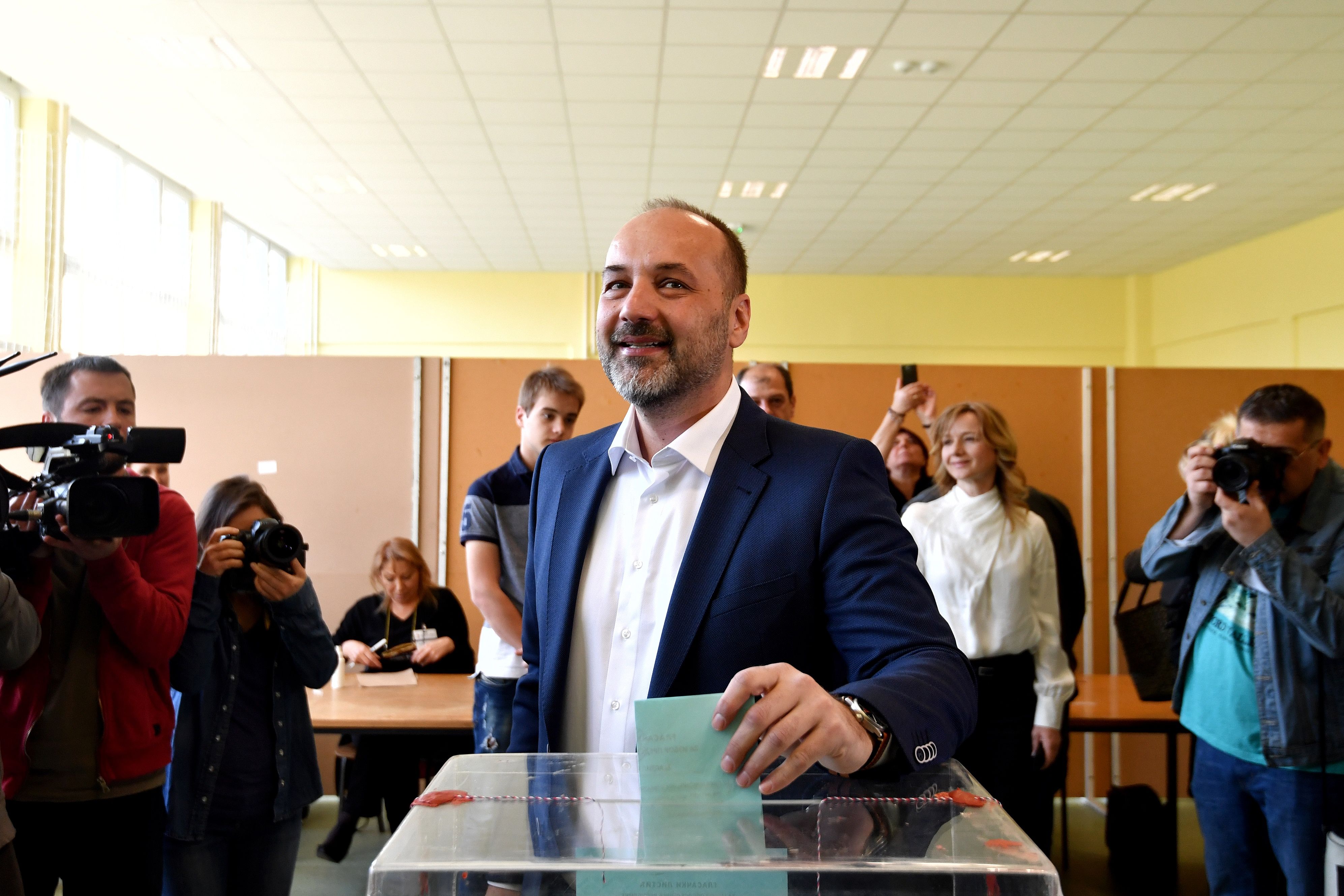 المرشح الرئاسي المستقل ساسا يانكوفيتش الذي يدعمه الحزب الديموقراطي