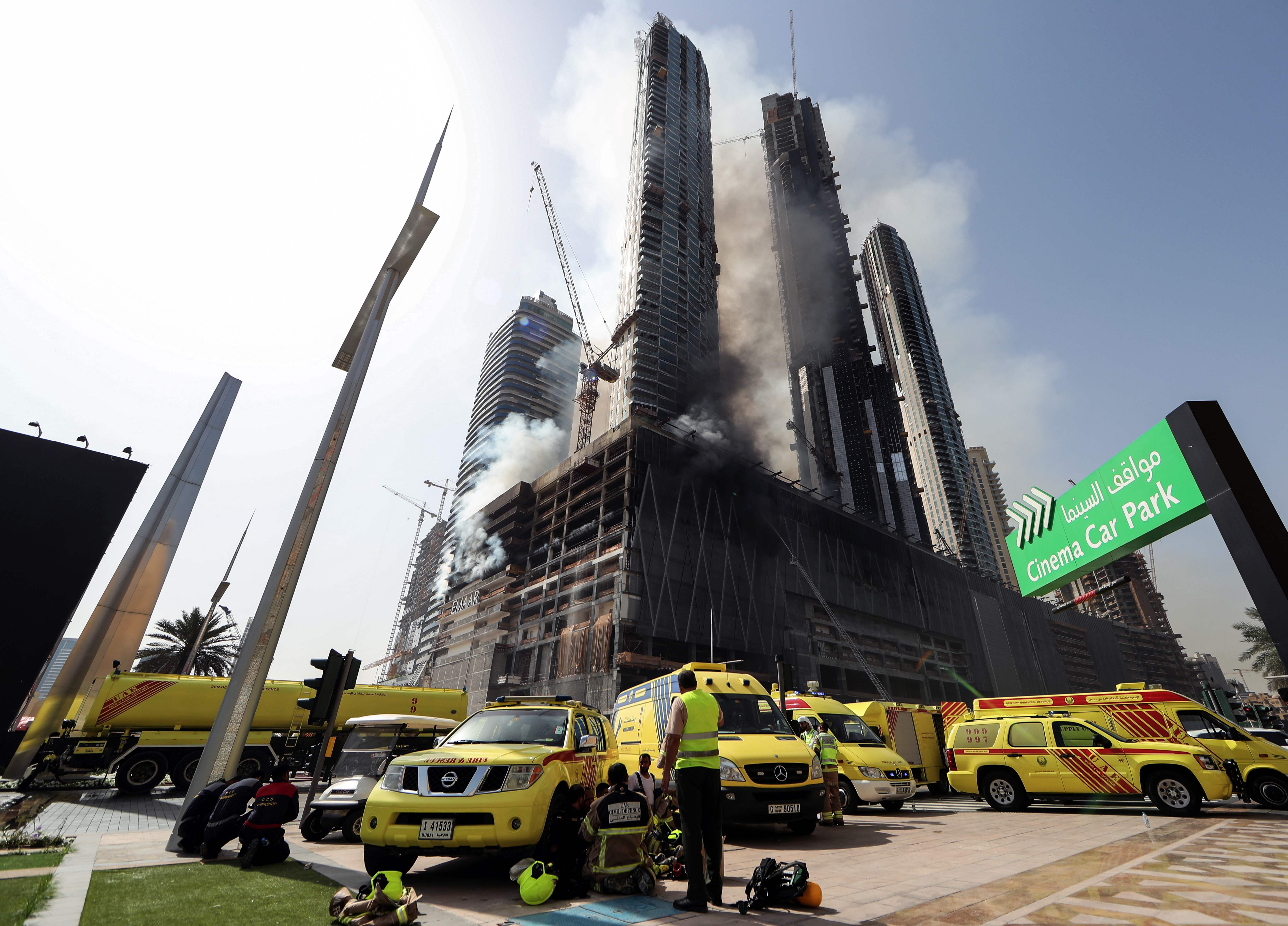 Бурдж халифа горит новости. Разрушенный Дубай. Башня Дубая разрушена. Уничтожить Дубай. Блэк фаер Билдинг.
