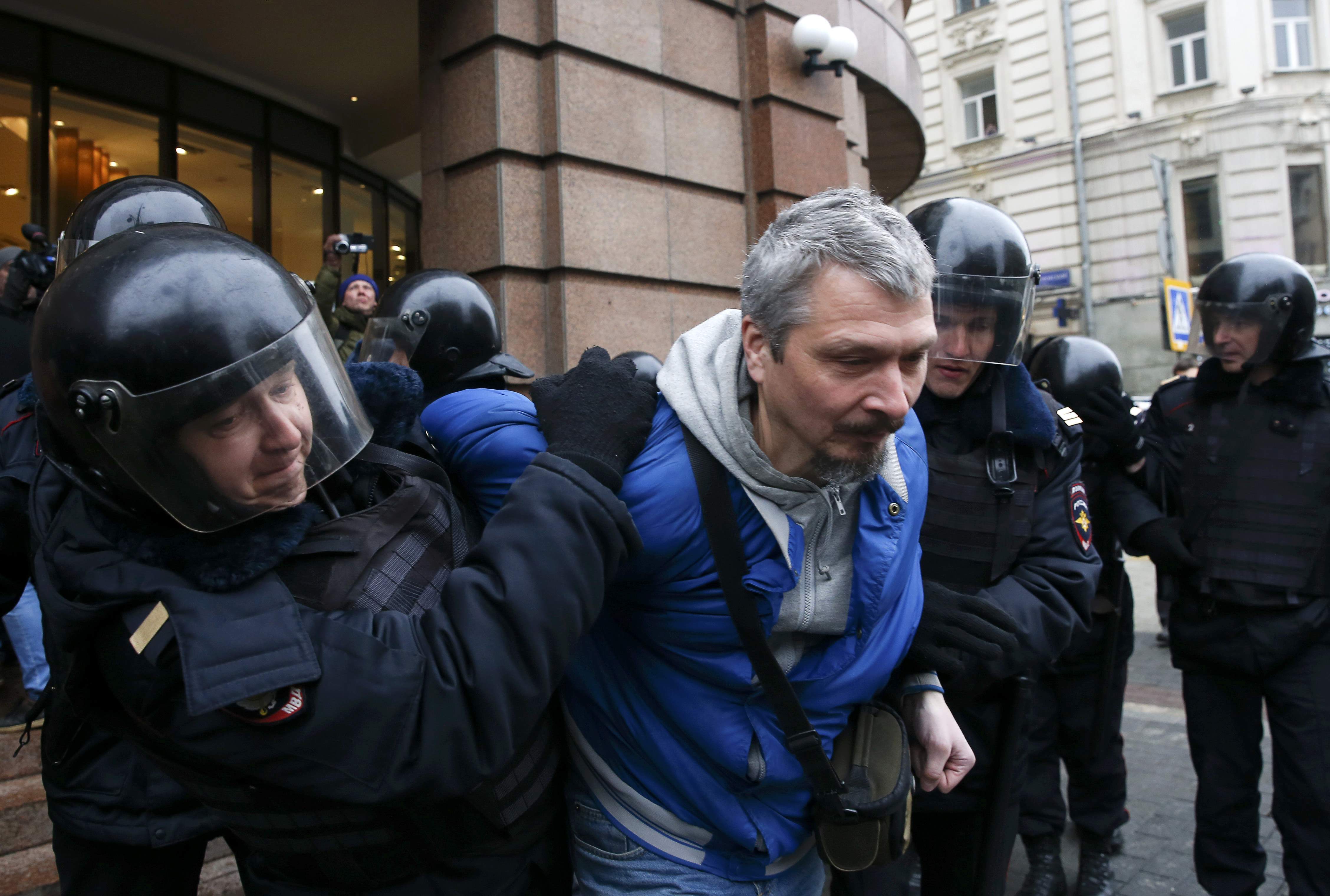 الشرطة الروسية تعتقل مواطن