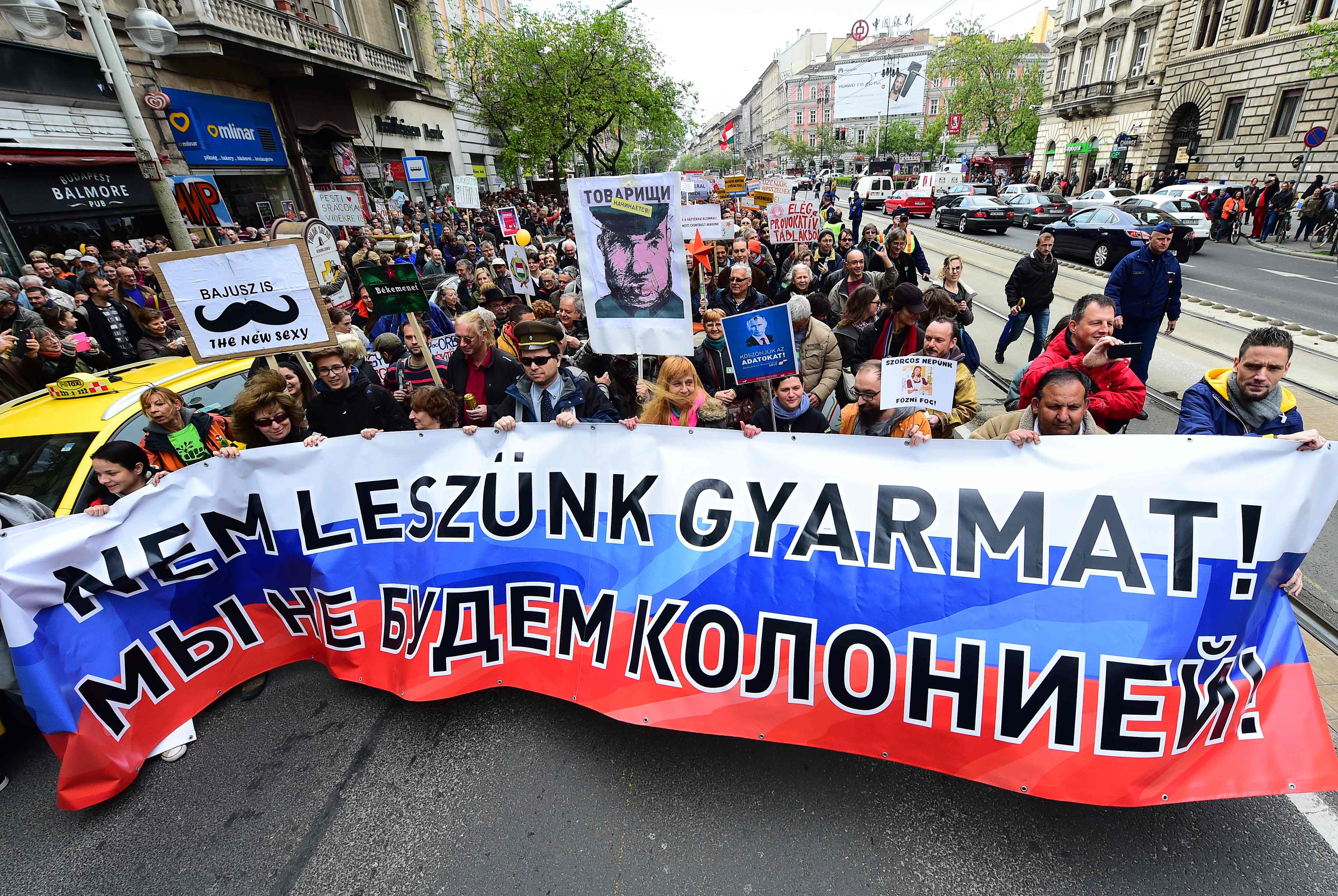 مسيرة ضد رئيس وزراء المجر