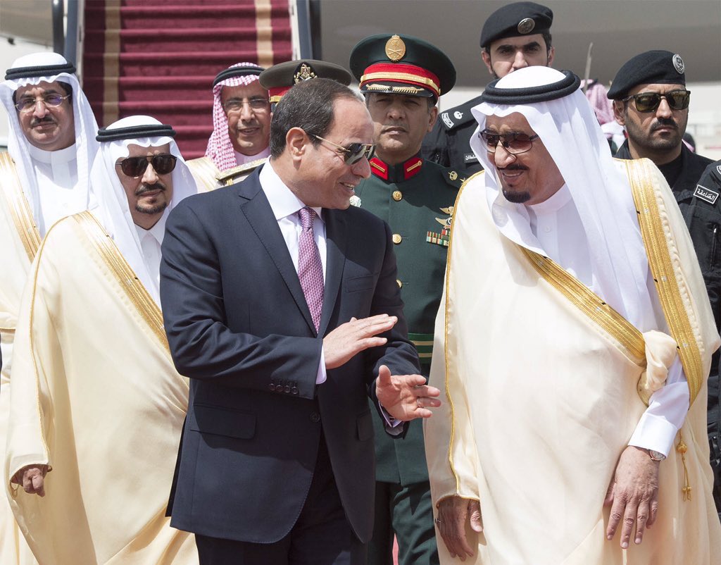 الملك سلمان يستقبل الرئيس السيسى (3)