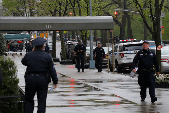 الشرطة الأمريكية تحيط بالقنصلية الفرنسية فى مانهاتن